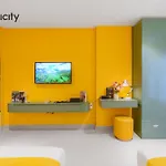 Cubicity Metro House